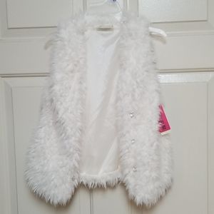 Girl's faux fur vest